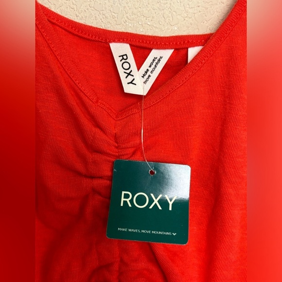 NWT Roxy Flirty Feels Coral Orange Ruched Adjustable Strap Cropped Tank Top M - Picture 4 of 10